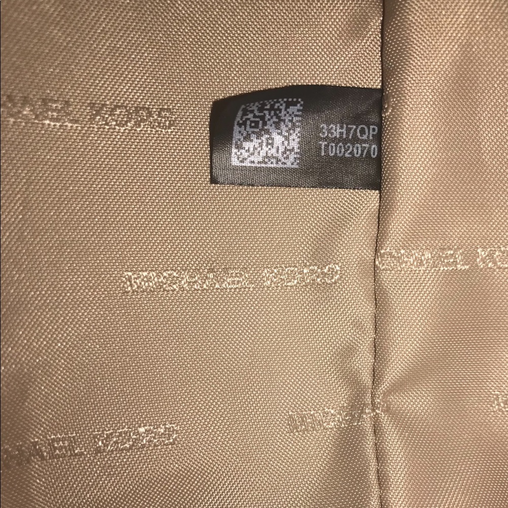 Michael Kors Tote - Picture 6 of 7